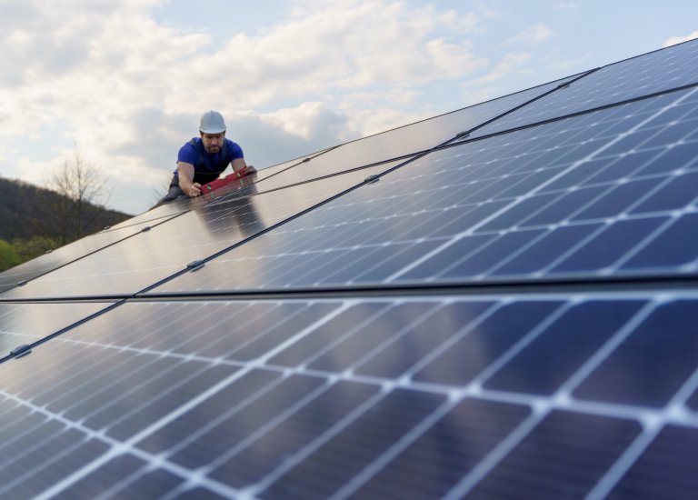 Rooftop Solar Installer