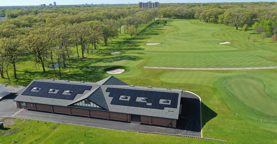 Jinko Modules on Golf Course Roof